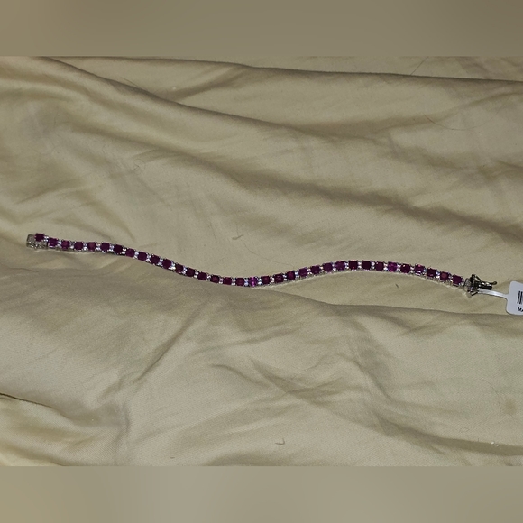 8 inch, Ruby & Zircon Bracelet, 925 Silver, Tongue/Groove Closure, NWT - Picture 8 of 9